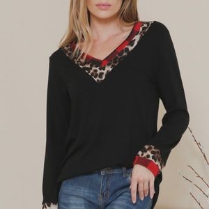 V Neck Tunic w/Leopard Plaid Contrast